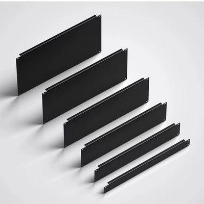 1U Panel de placa ciega del gabinete de red para una organización de cable racionalizada y segura
