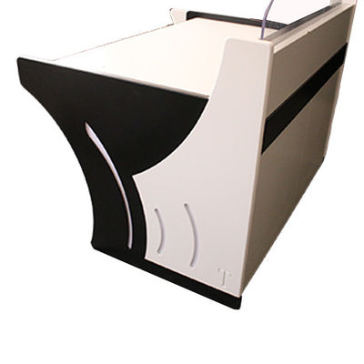 Cabinet de red de acero laminado en frío SPCC para la consola de monitoreo en la sala de control con abastecimiento